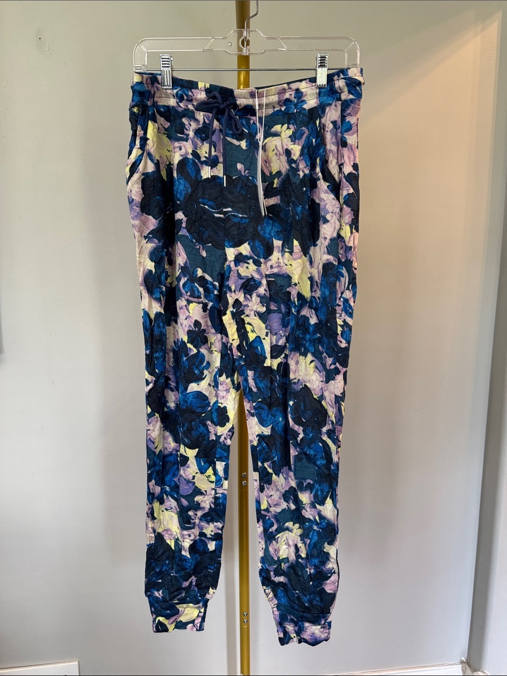 Adyson Parker modal blend Floral Top in Navy, Blue & Lavender NWT